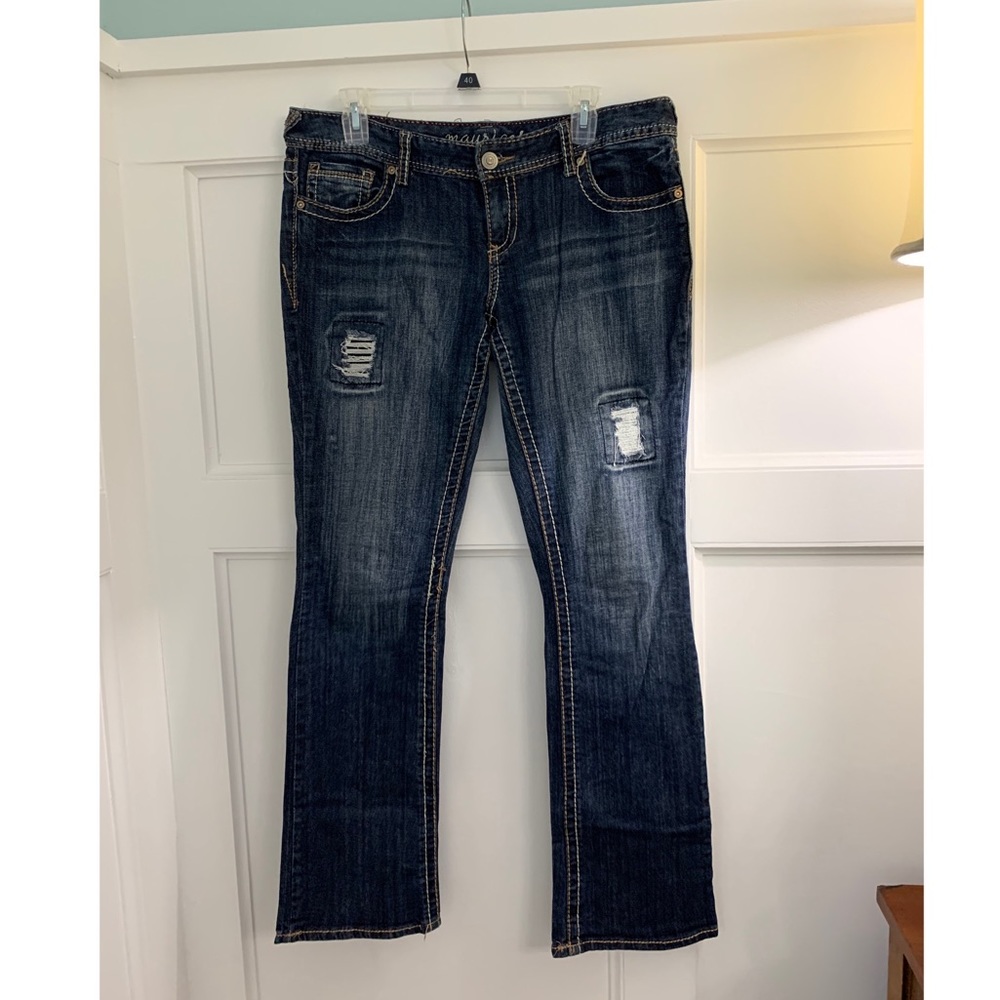 Maurices Stretch Bootcut Jeans 9/10